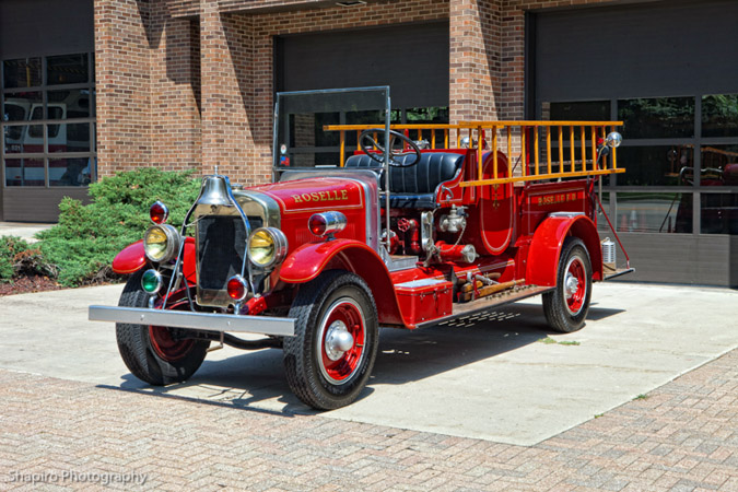 Roselle Fire Department fire trucks antique fire engine